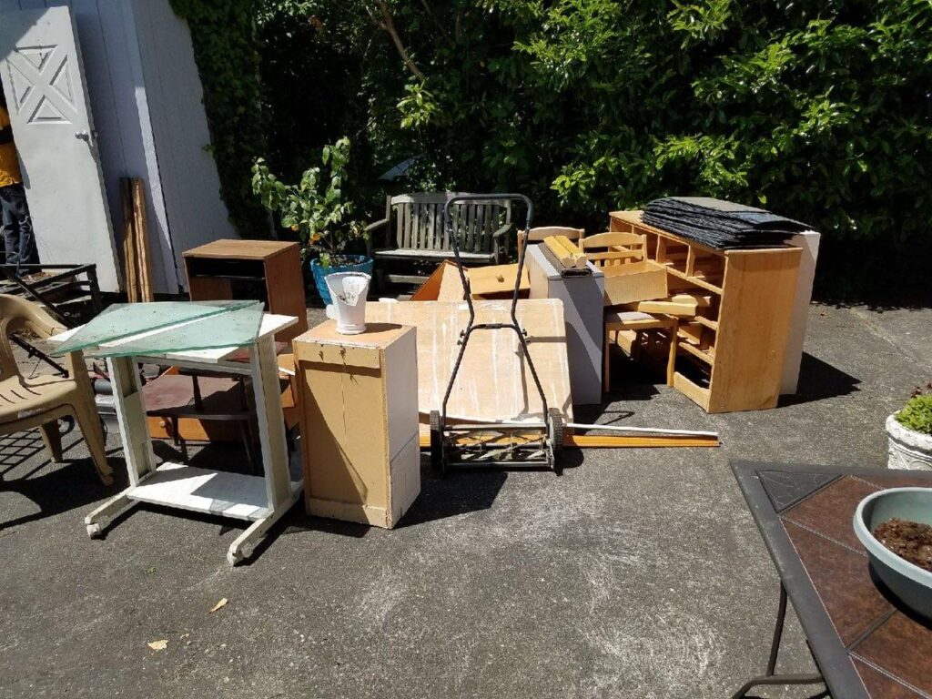 Furniture Removal Dubai – Fast and Reliable Old Furniture Collection